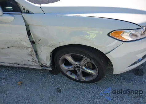 2014 Ford Fusion Se z USA, uszkodzony, nr VIN 1FA6P0HD9E5359053